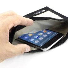 The Mission Darknessโข Window Faraday Bag for Phones