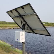 SD2 Solar-Direct Aerator For up to 2 Acres with Dual Panels